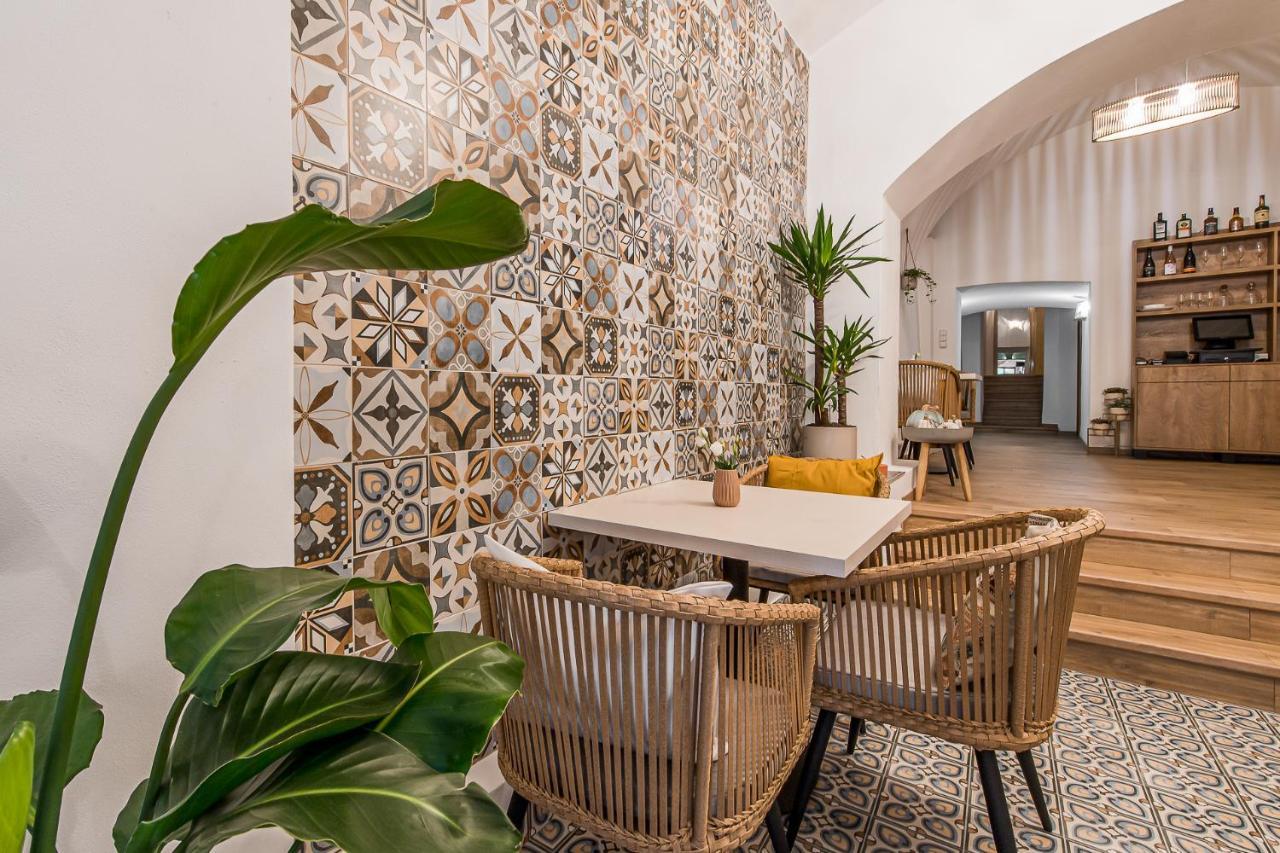 Apartmany Kolegium Prešov Екстериор снимка